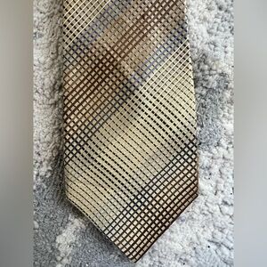 Valerio G Italian Elegant Silk Brown and Gold Men's Tie